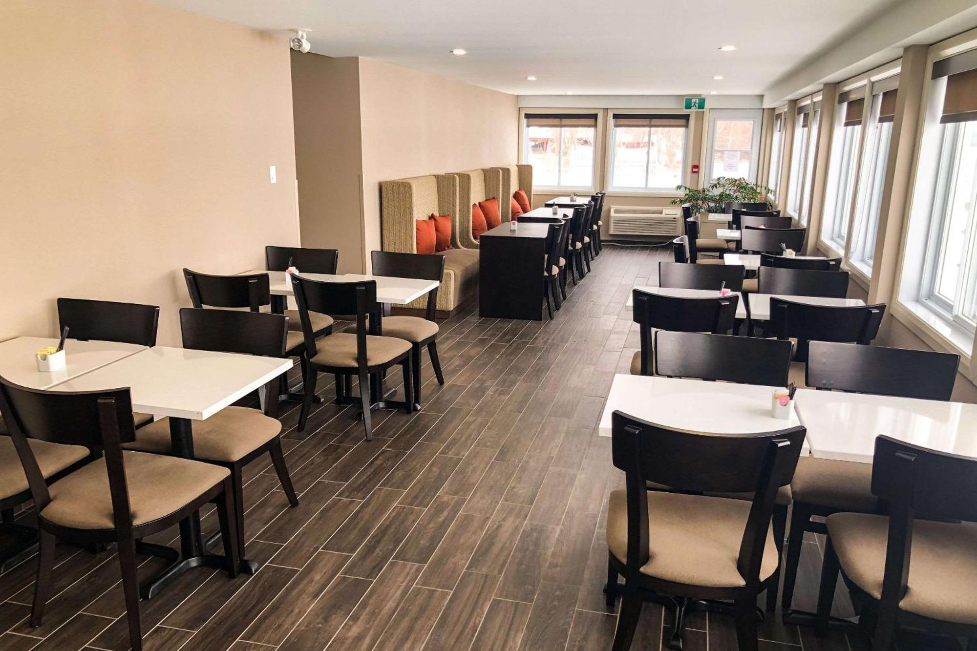 Sleep Inn & Suites Quebec City East Saint-Jean-de-Boischâtel Εξωτερικό φωτογραφία