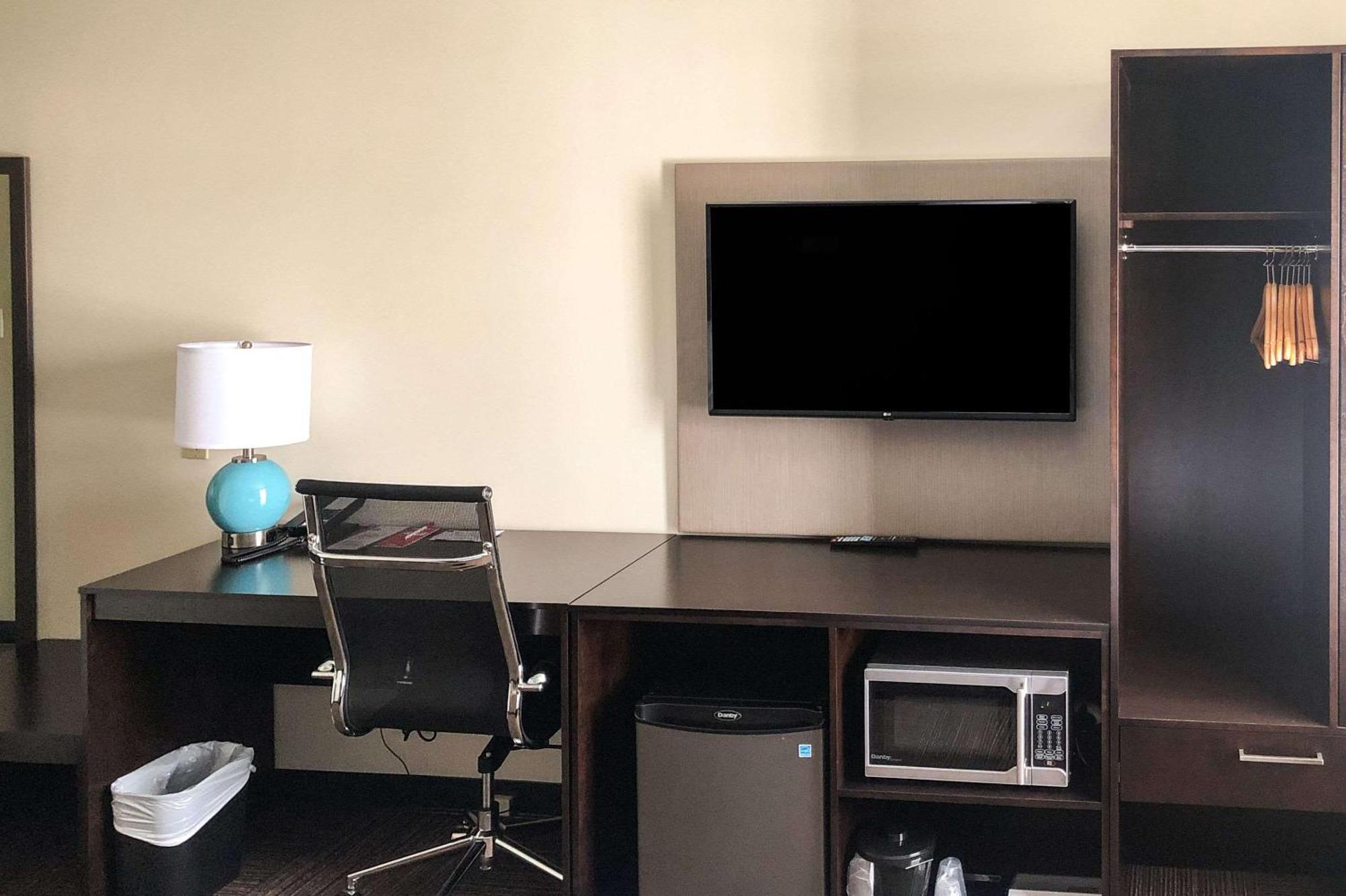 Sleep Inn & Suites Quebec City East Saint-Jean-de-Boischâtel Εξωτερικό φωτογραφία