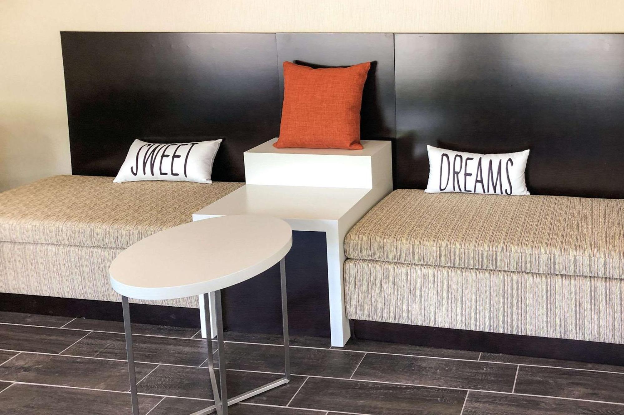 Sleep Inn & Suites Quebec City East Saint-Jean-de-Boischâtel Εξωτερικό φωτογραφία