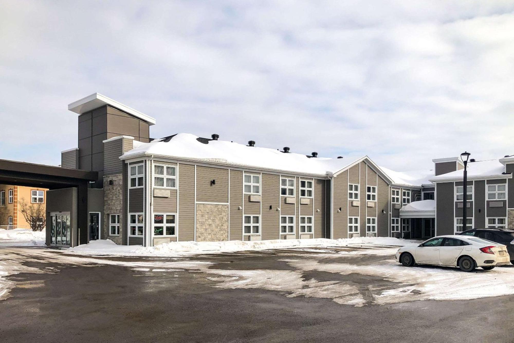 Sleep Inn & Suites Quebec City East Saint-Jean-de-Boischâtel Εξωτερικό φωτογραφία